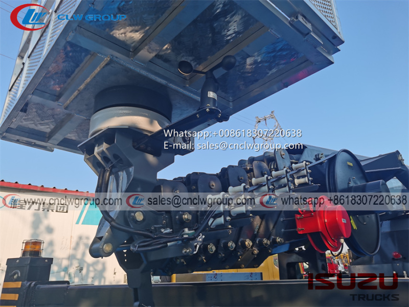ISUZU 700P 36m aerial platform bucket truck