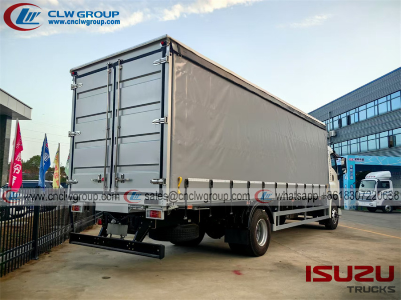 ISUZU GIGA 12 15 ton Side Curtain Trucks
