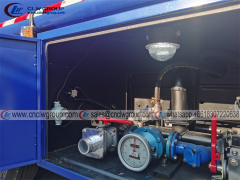 HOWO 116hp 10m3 fuel tanker trucks for sale