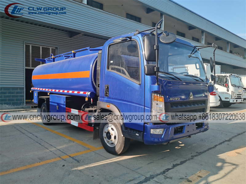 HOWO 10000 liter fuel tank refueling truck