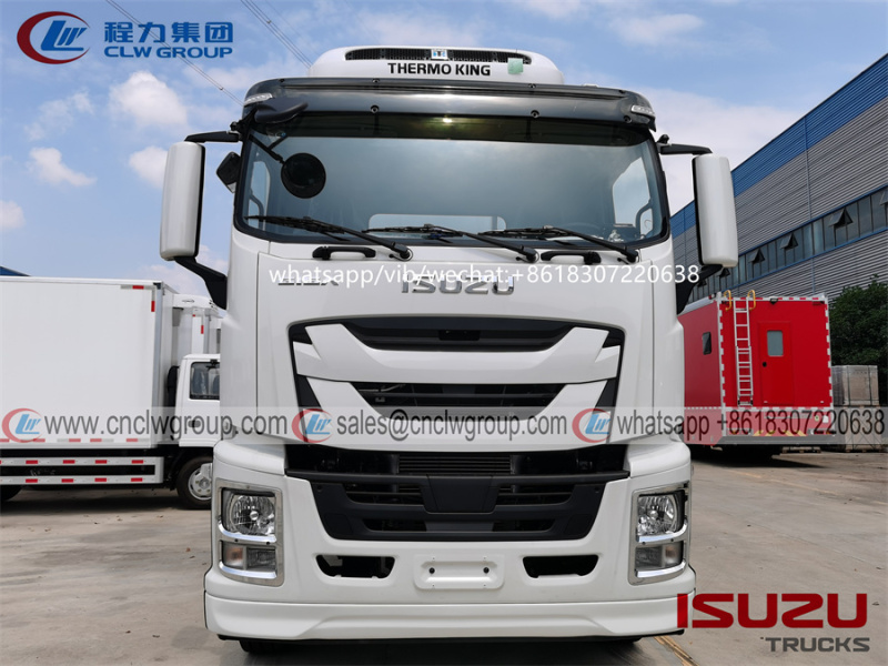 ISUZU GIGA 7.5m refrigerated trucks with Thermo King T-880