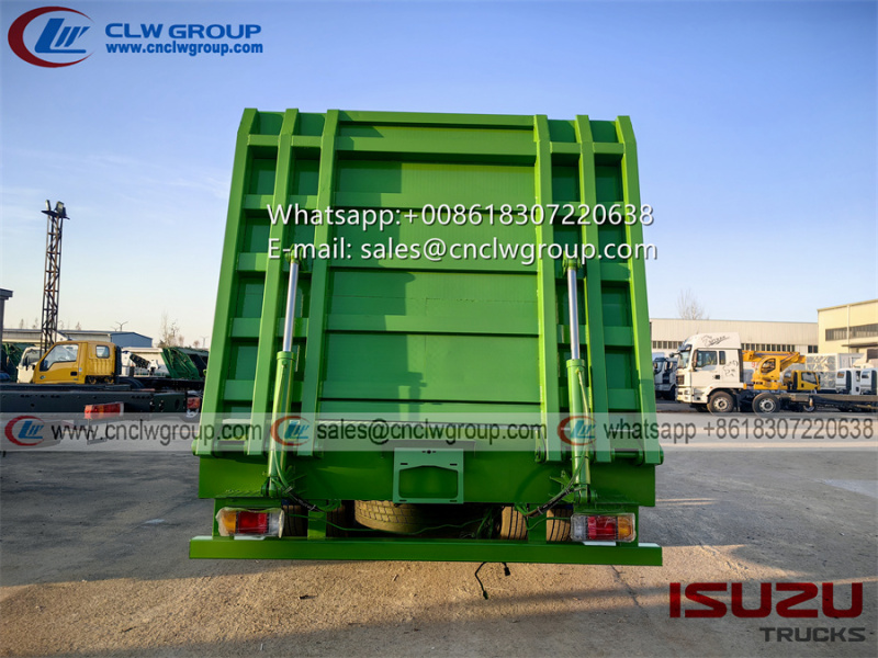 ISUZU GIGA 12 Ton Self Loading Flatbed Truck with 8 tno Winch