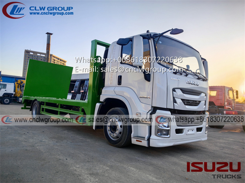 ISUZU GIGA 12 Ton Self Loading Flatbed Truck with 8 tno Winch