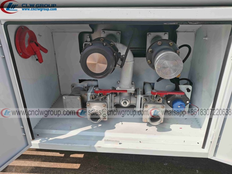 HOWO RHD 6m3 fuel dispenser truck
