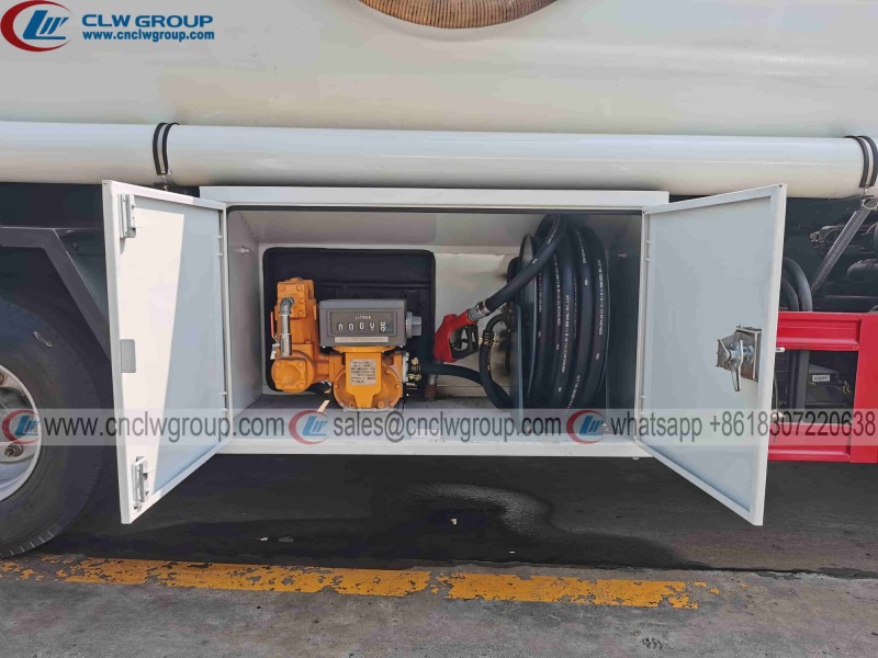 HOWO RHD 6m3 fuel dispenser truck