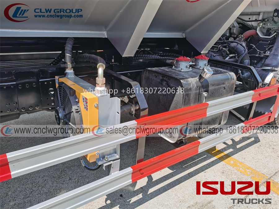 oil tank with radiator system