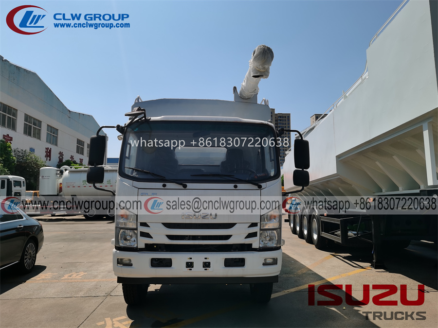 ISUZU 12m3 auger feed trucks