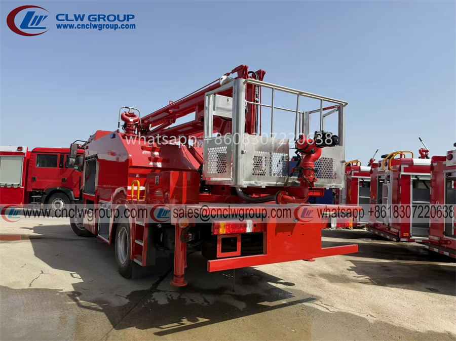 Liuqi Chenglong H5 4m3 5m3 bucket lifting jet water fire trucks