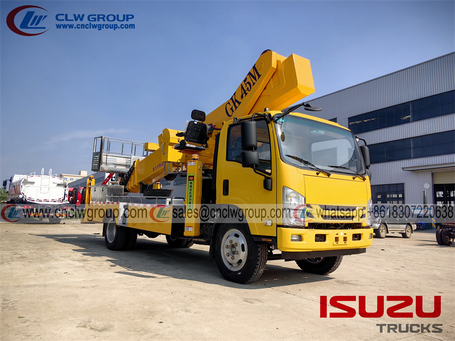Isuzu frr 45m telescopic aerial truck mounted boom man lift platform bucket