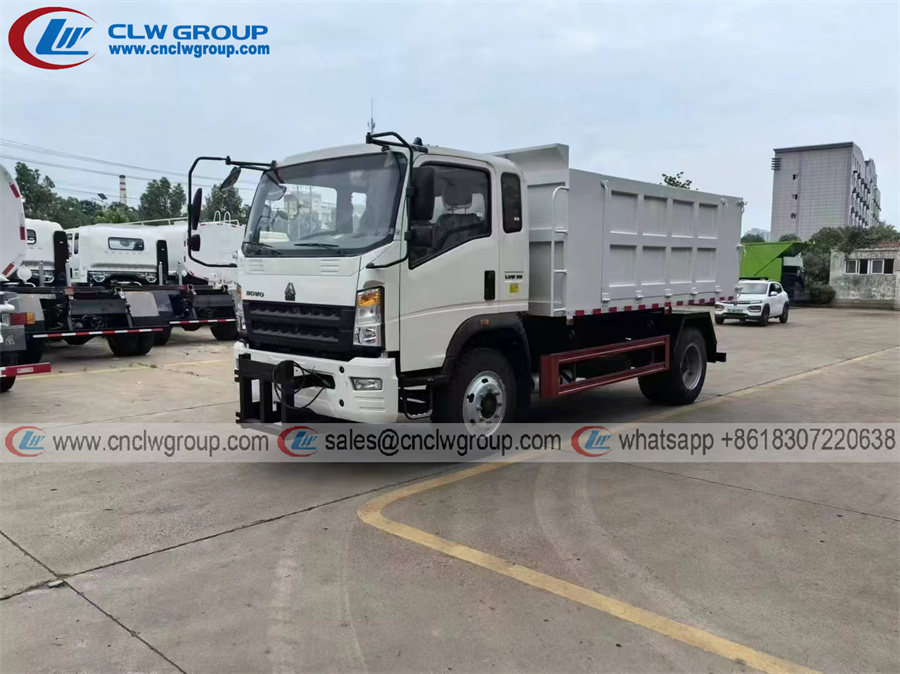 Sinotruk HOWO 7 - 8 ton rubbish dump trucks