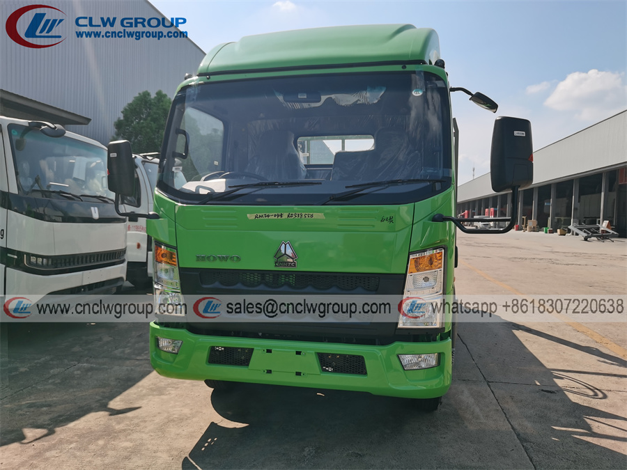 HOWO RHD 4cbm skip loader garbage truck