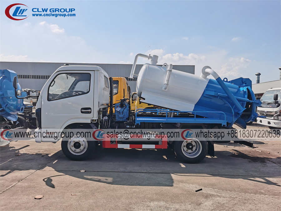 Dongfeng RHD 3000 liters vacuum septic pump sewer suction sewage tanker trucks