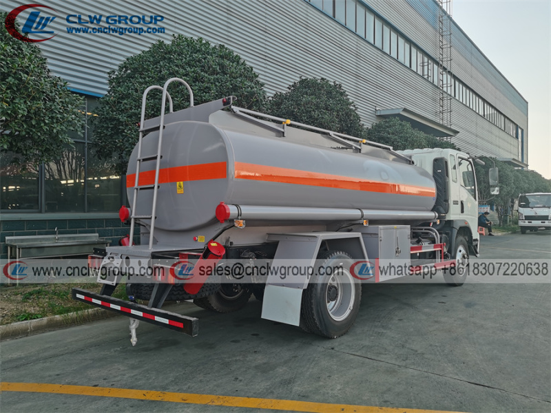 HOWO 8000 liters diesel transfer tank refuel tanker truck