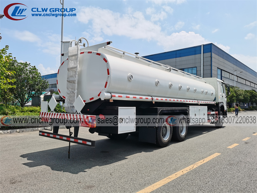 HOWO 6x4 20 to 25 m3 diesel tanker oil fuel transport tank trucks