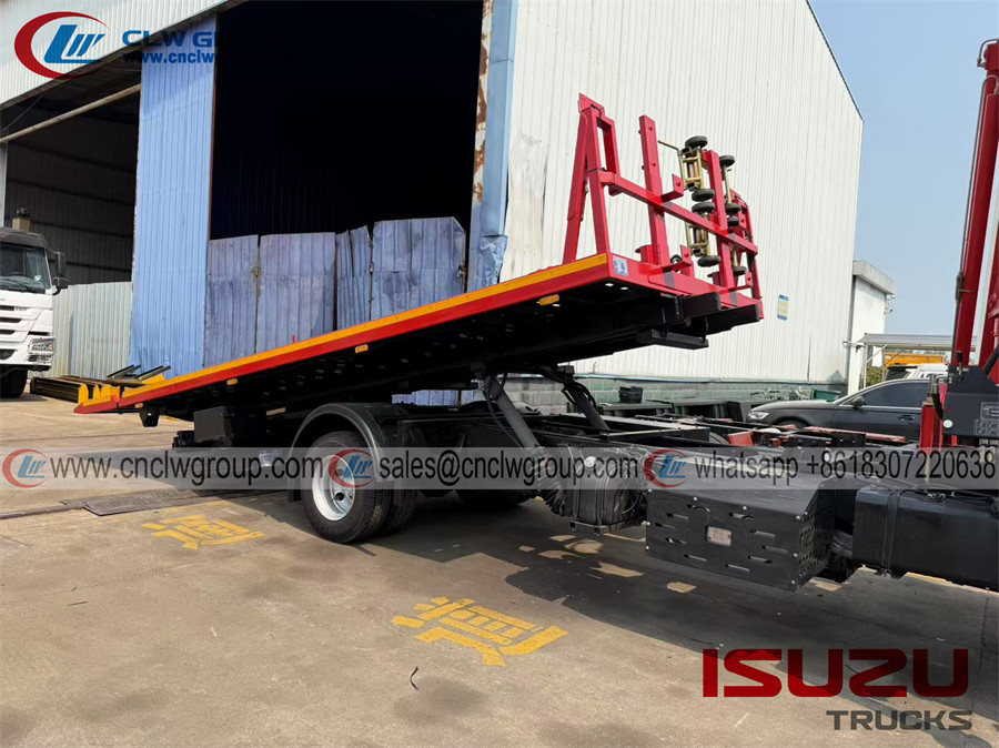 ISUZU 700P 4x4 recovery wrecker truck with crane