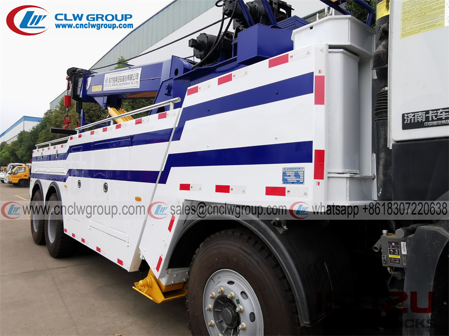 Sinotruk HOWO 8x4 30 40 ton heavy duty wrecker tow truck recovery towing trucks