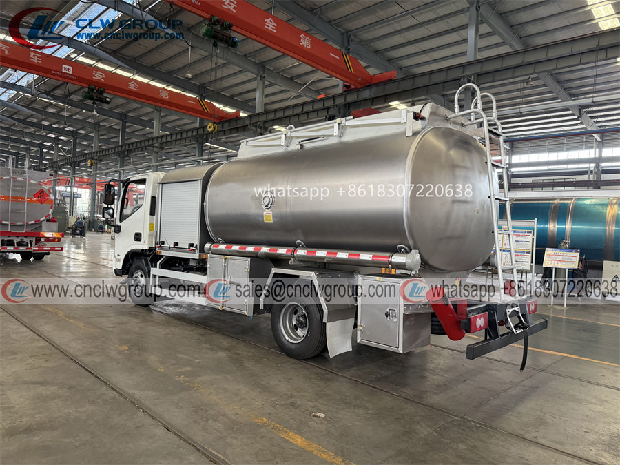 Foton Aumark 8m3 aviation jet-a1 fuel aircraft refueler tanker truck