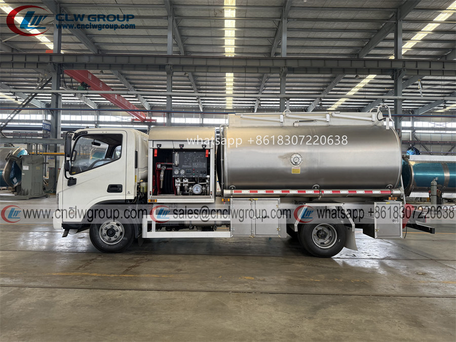 Foton Aumark 8m3 aviation jet-a1 fuel aircraft refueler tanker truck