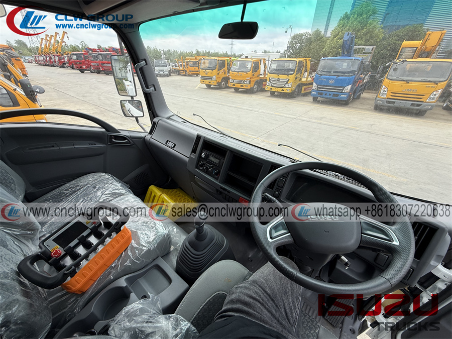 ISUZU RHD 15m insulated basket boom lift aerial platform truck