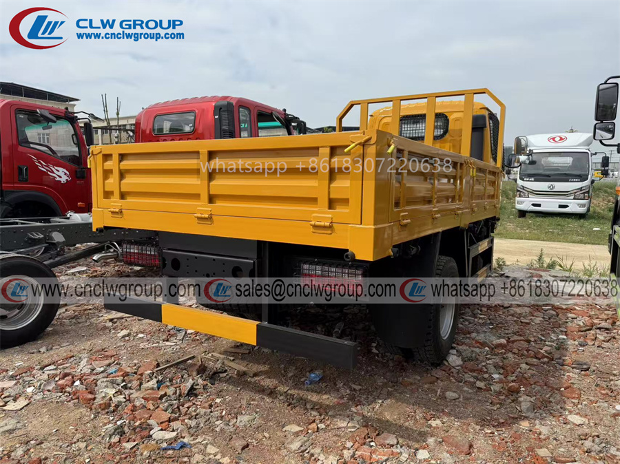 Chengli CLW 4x4 RHD 4 to 5 ton dropside cargo trucks