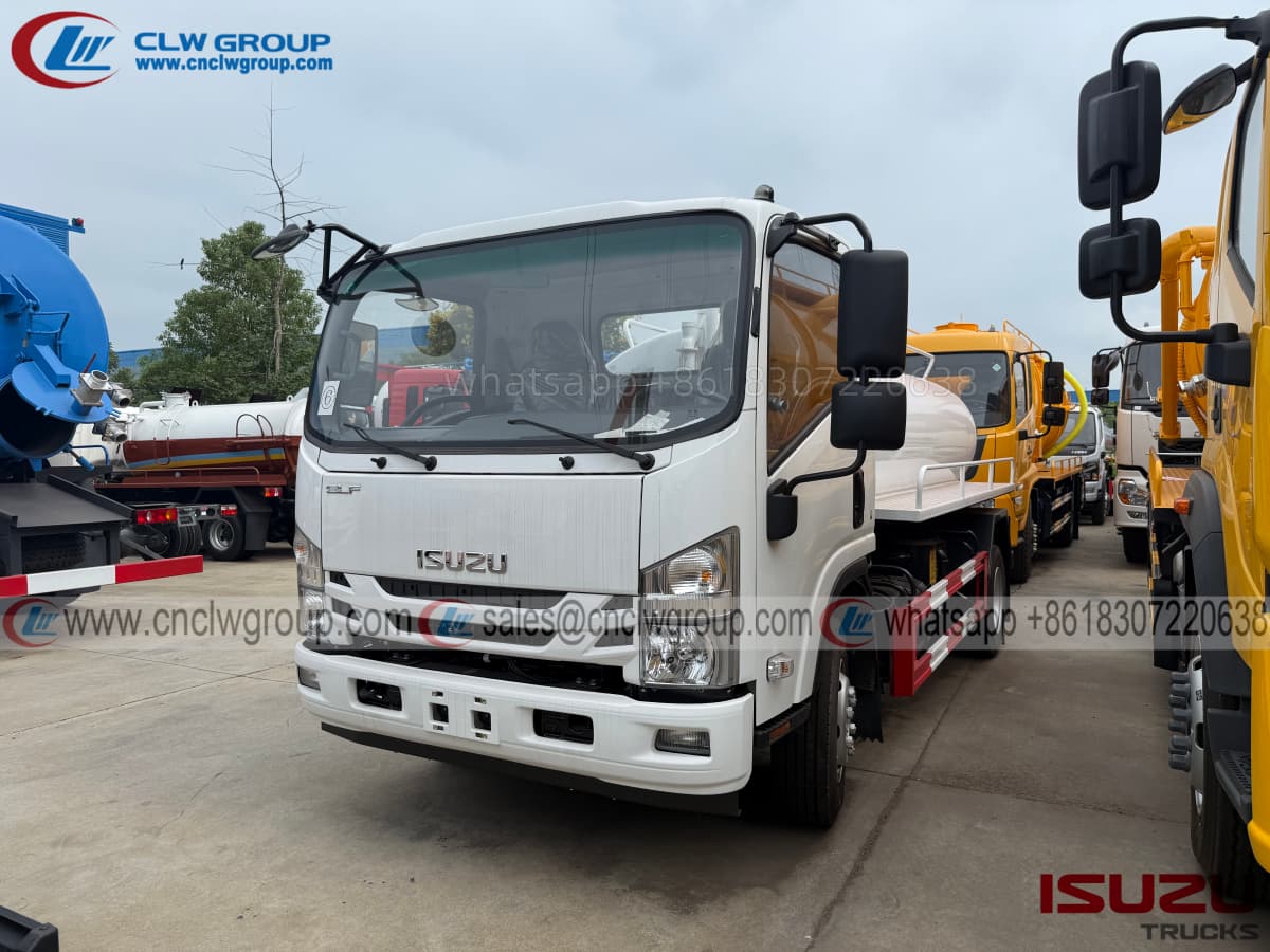 ISUZU 7m3 8m3 vacuum fecal sucker septic sewage tanker suction trucks