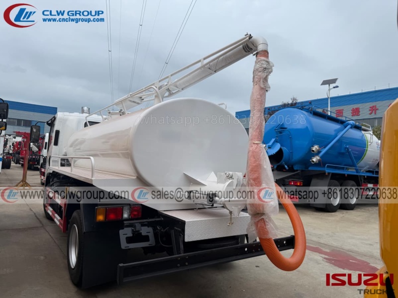 ISUZU 7m3 8m3 vacuum fecal sucker septic sewage tanker suction trucks