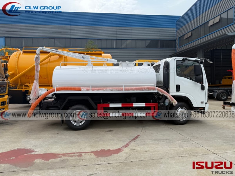 ISUZU 7m3 8m3 vacuum fecal sucker septic sewage tanker suction trucks