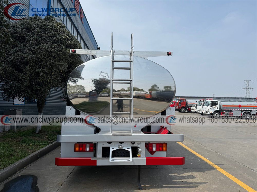 HOWO Cummins 141hp 10m3 aluminum fuel tanker refilling dispenser truck