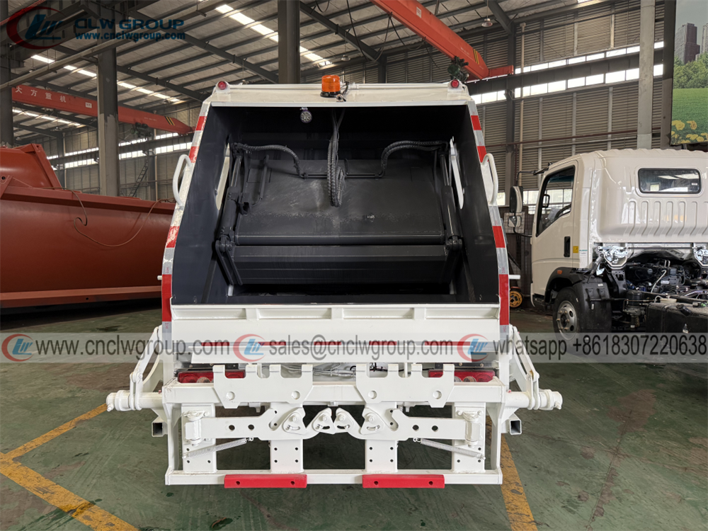 Foton Aumark S 8cbm garbage compressed truck