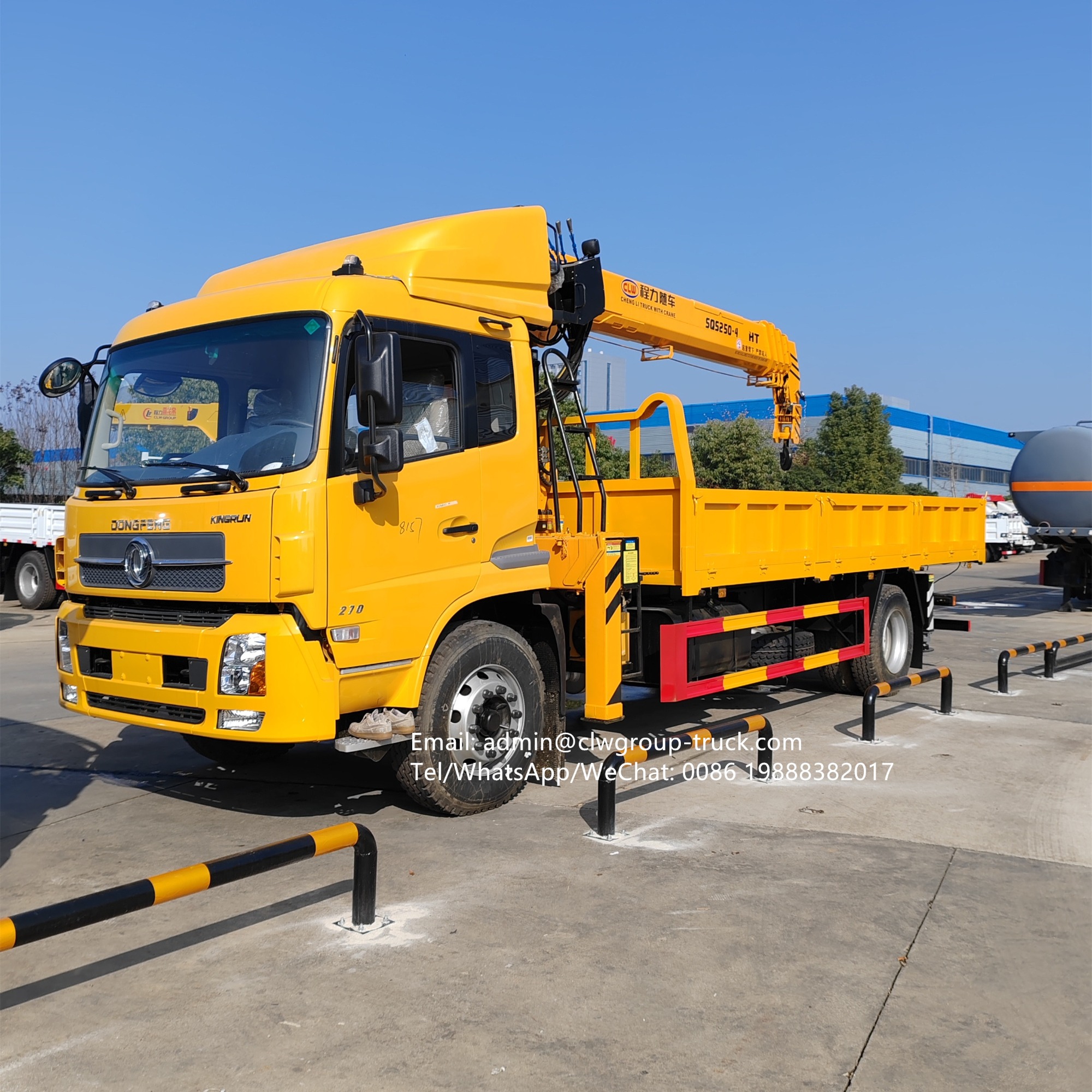 dongfeng with cummins engine 180hp china truck mounted hydraulic cranes flatbed 10ton hydraulic telescopic boom sale