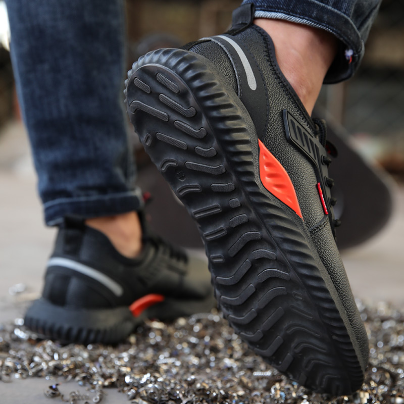 Brand New Anti Slip Wear Resistant Black Cotton Working Safety Shoes for Man Construction Site