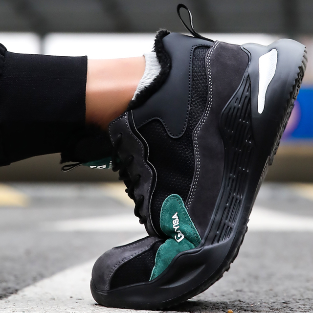 GUYISA winter keep warm security puncture-proof anti-slip construction cotton safety shoes with steel toes for men