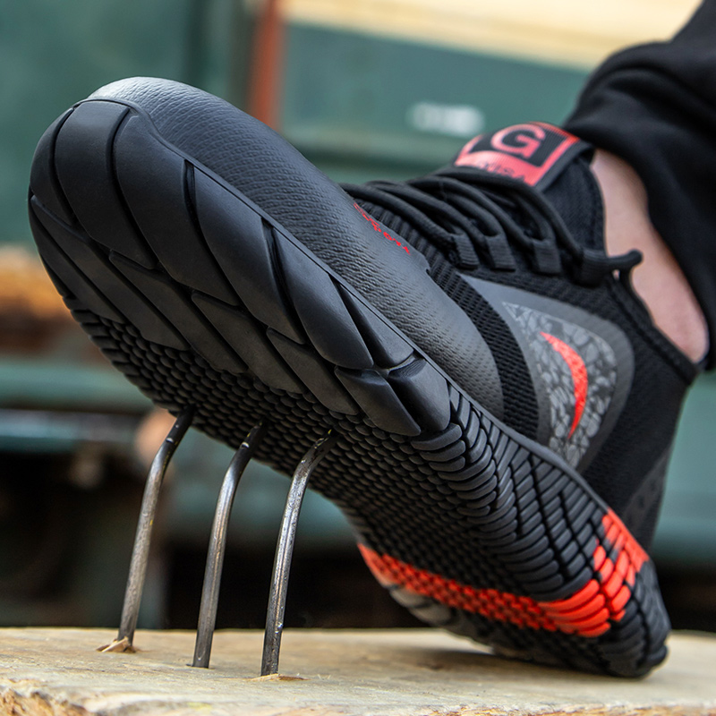 The factory wholesale piercing resistant work shoes steel toe big size durable sport women and men safety shoes