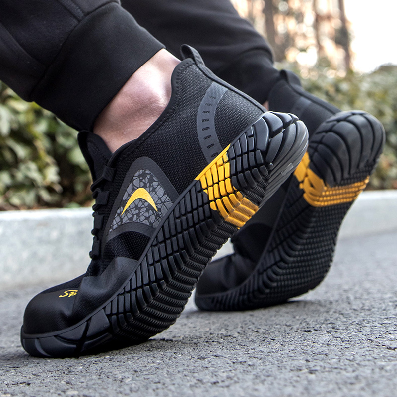 Breathable lightweight prevent puncture soft work safety shoes men anti-smash steel toe safety shoes