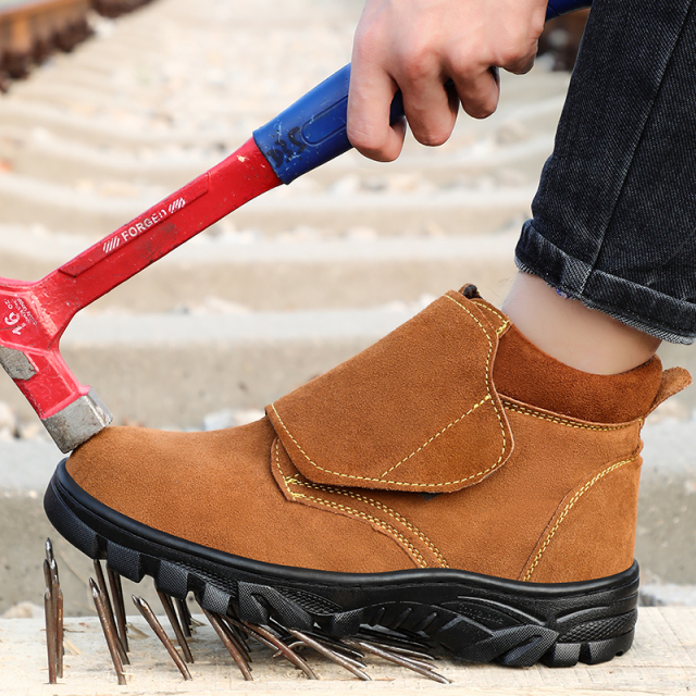 GUYSIA new four-season safety boots anti-smash and anti-stab work shoes