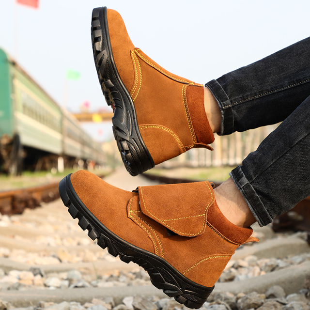 GUYSIA new four-season safety boots anti-smash and anti-stab work shoes
