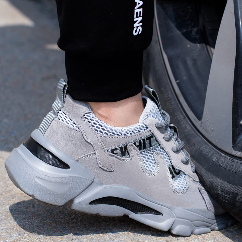 Grey Lightweight Breathable Safety Shoes Men's Women's Anti Puncture Industrial Work Shoes