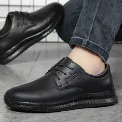 LARNMERN Men Non Slip Work Shoes Sneakers Chef Kitchen Restaurant Mens Slip Resistant Air