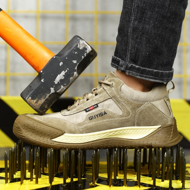 New fashion and comfortable men's steel head shoes safety shoes