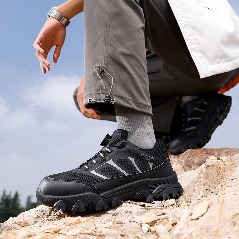 LANGTAN Stylish Men's Anti-smash Anti-puncture Microfiber Fabric Safety Shoes for men