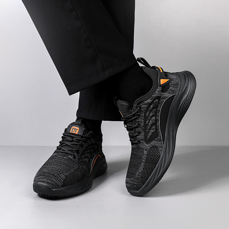 GUYISA  New black sports series anti-slip SRC chef shoes