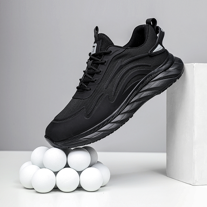 GUYISA  New black sports series anti-slip SRC solid MD sole chef shoes