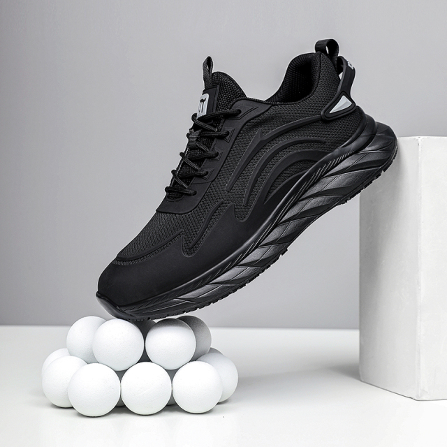 GUYISA  New black sports series anti-slip SRC solid MD sole chef shoes