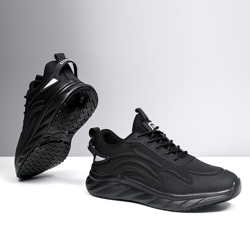 GUYISA  New black sports series anti-slip SRC solid MD sole chef shoes