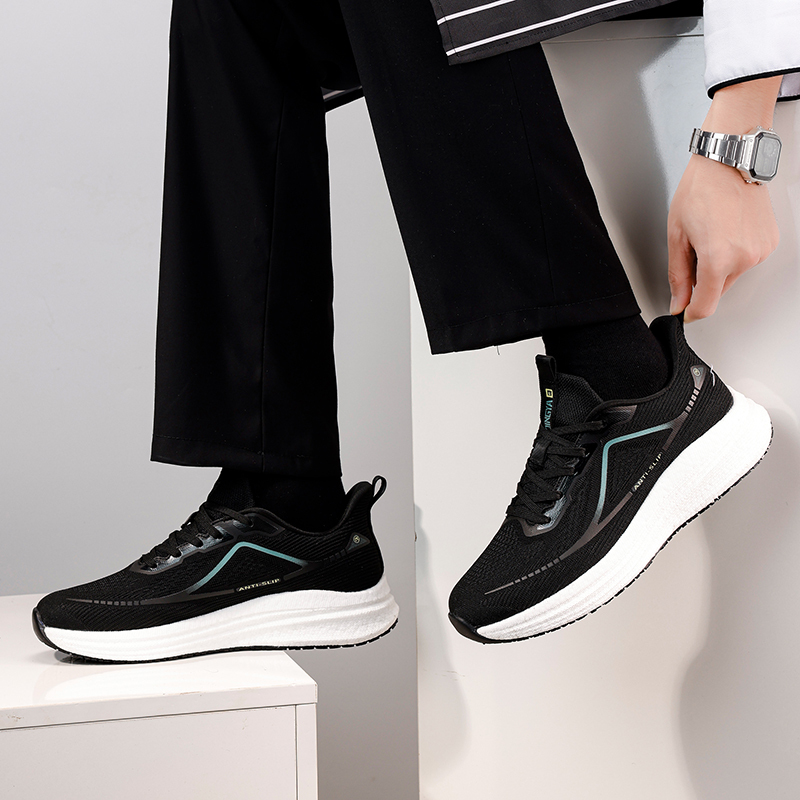 Qingya new style black sports series high - elastic sponge anti - slip SRC chef shoes
