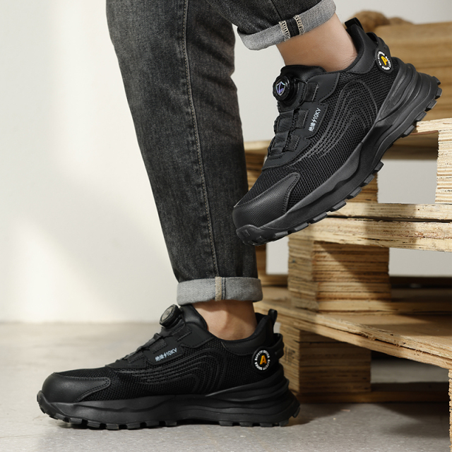 GUYISA  Black low - cut summer lightweight sports series ultra - fiber 10KV insulated anti - smash anti - puncture European standard fiberglass toe cap rubber - plastic sole safety shoes