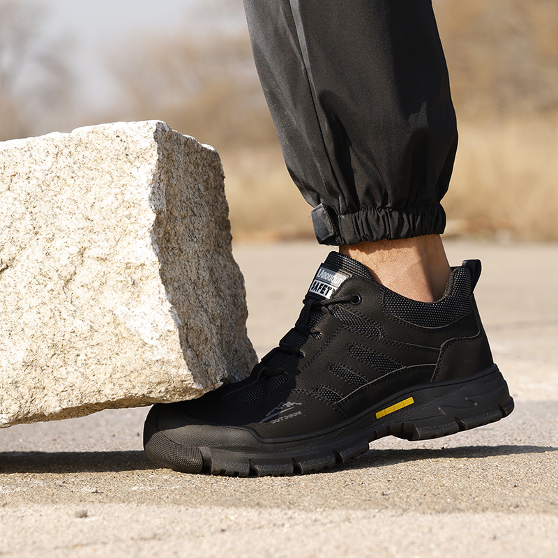 GUYISA  All - season black hiking series anti - smash anti - puncture European standard steel toe cap safety shoes