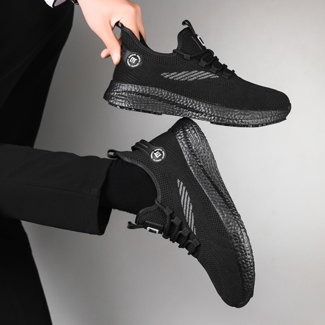 GUYISA  Black sports series all - season anti - slip SRC solid MD sole chef shoes