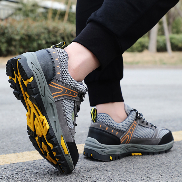 GUYISA  Black summer hiking series low - cut safety shoes European standard steel toe cap anti - smashing anti - piercing