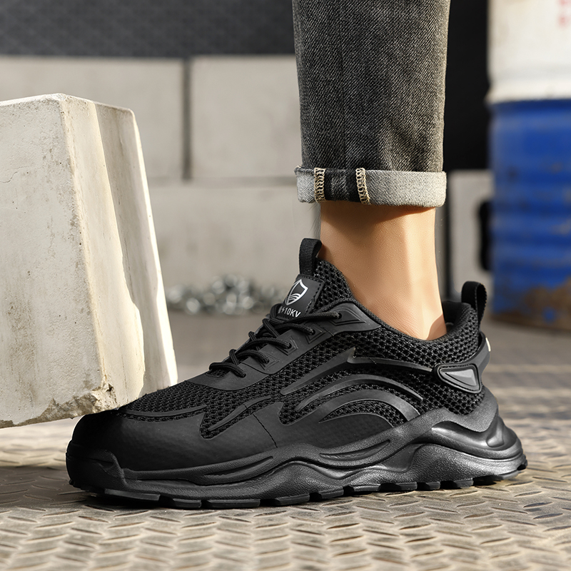 GUYISA  Black popular lightweight sports 10KV insulated European standard fiberglass toe cap anti - smash anti - pierce foot safety shoes